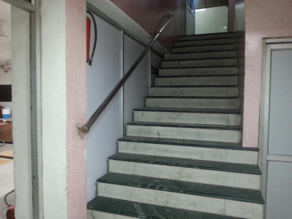 Hotel Royale Paradise Noida Exterior photo
